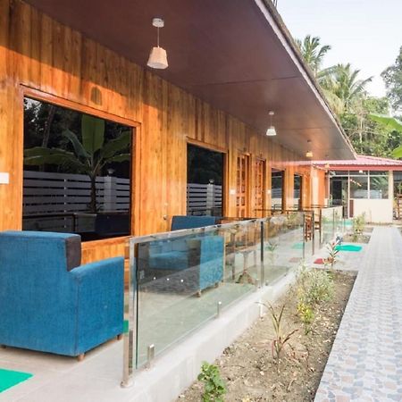 Golden Pebble Hotel Govind Nagar Exterior photo